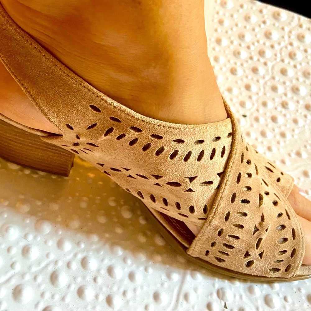 Sandals with three inch heel